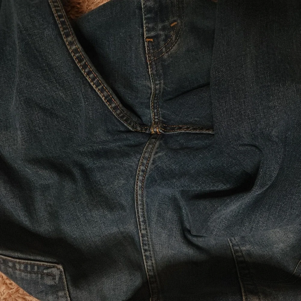 Levi's‎ 505 Regular Fit Jeans Mens 38x32 Blue Medium Wash Straight Leg Denim